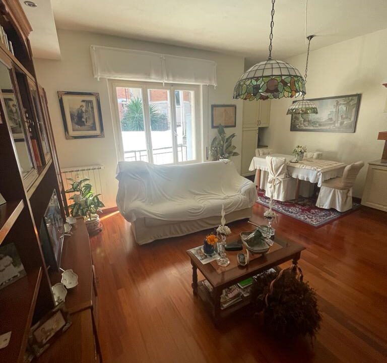 04f142fe-9ccc-4a01-9bce-8159e8dd2629