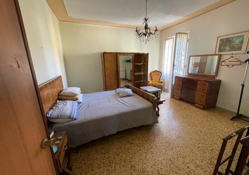 6b3e71a4-3cc3-4a7c-b9b3-757832600e5e