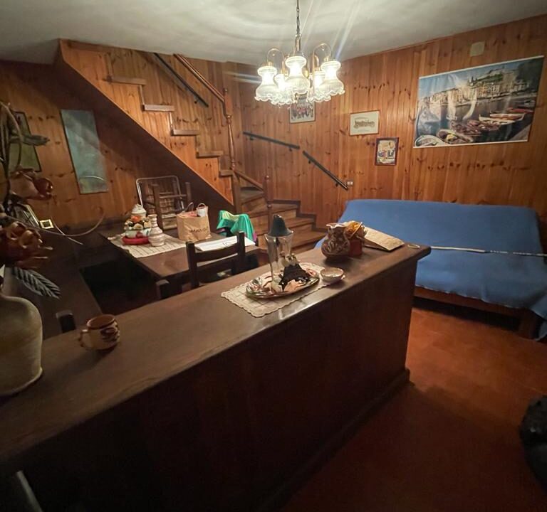 f4ae7996-2a93-4fa8-ad49-9fdaf9e314fd